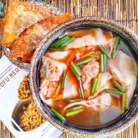 TOFU MEATのワンタンスープ＆ワンタン揚げ
